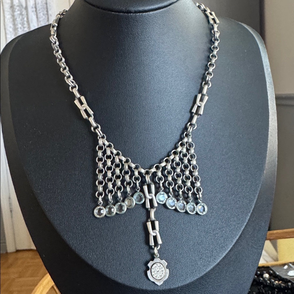 Vintage Dangly Bow Tie Necklace w Crystal Rhinestones